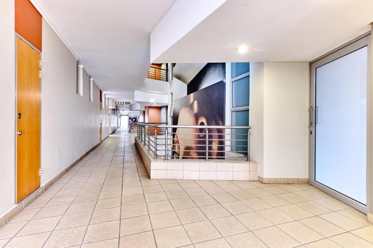 Sandton Serviced Apartments@Hydro Γιοχάνεσμπουργκ Δωμάτιο φωτογραφία